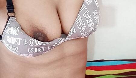 25y old hot slime bhabhi show big boobs, desi sexy Pakistani bhabhi