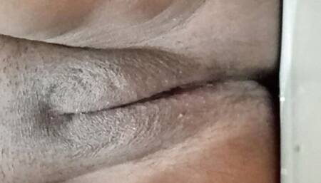 Desi wife show wet hairy pussy (indian bhabhi)