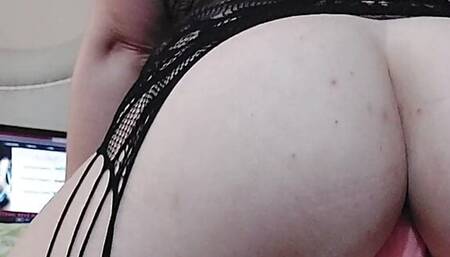 Big ass latina fucking dildo and watching porn