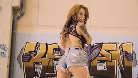 Pamela Joy cock-teases a guy and fucks on the street