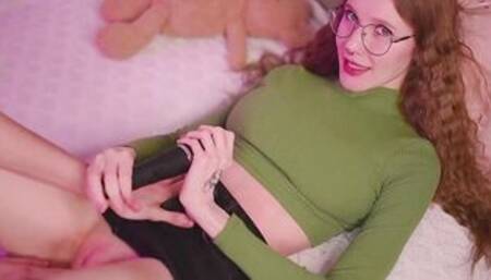 My BF didn't let me read the book and banged me, then he cum on my adorable Face