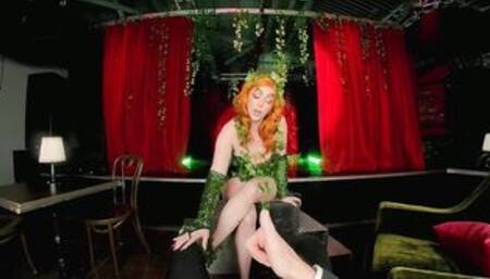 VR Conk Lauren Phillips as hot redhead Poison Ivy cosplay VR Porn