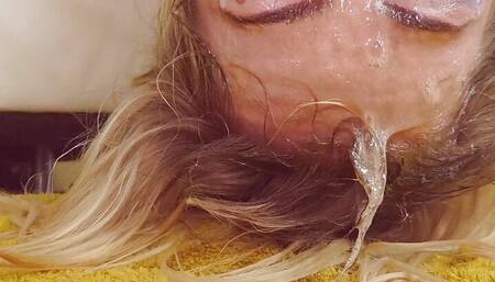 Hard anal for deepthroating cum-gobbling milf