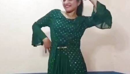 reel video banane wale dono kadki ko chuda