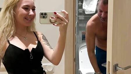 ASK A PORNSTAR - Big Italian man face fucked and took me doggy