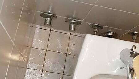 Piss in public toilet