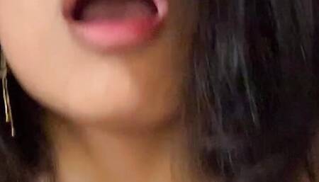 Ebony cutie needs to masturbate to help her go to bed - Aurora Elise Leak