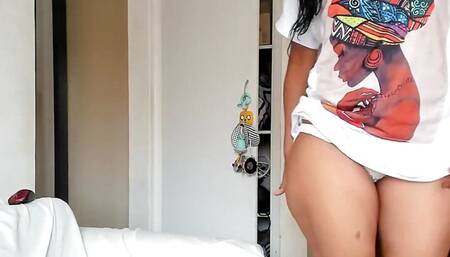 Big-ass ebony slut, talking naughty