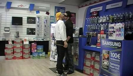 SluFucked by seller of phone shop