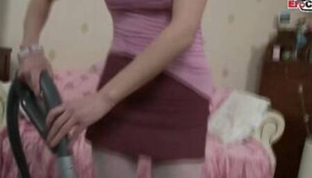 18yo slender eighteen Yo in a pantyhose getting a very gigantic