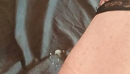 I Cum again on my leg