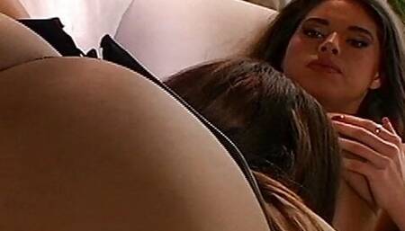 Latina girls with big butt fuck their wet holes
