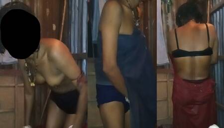 Desi aunty ke dress changing sexy boobs and nipples and pussy