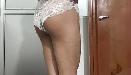 Sri Lankan crossdresser Paramiyashodha