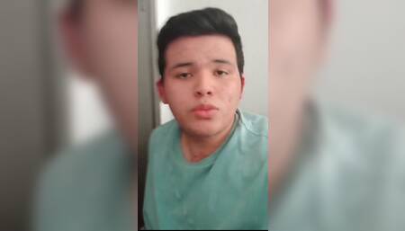 18yo has fun with his dildo