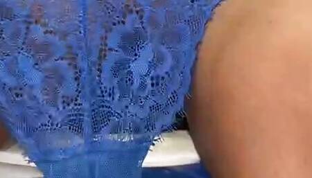 sexy babe doing pee in front of camera
