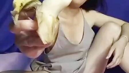 Super sexy Asian girl show pussy and eat fruit 1
