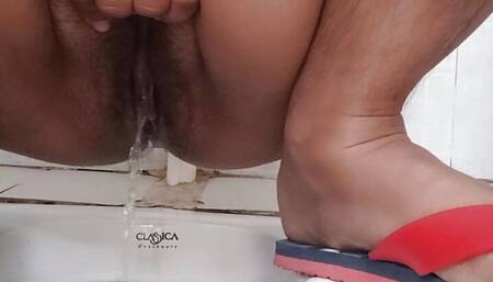 Desi Big Boobs Teen Girl Pissing In Bathroom Showing Pee hole