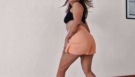 big ass latina moving ass