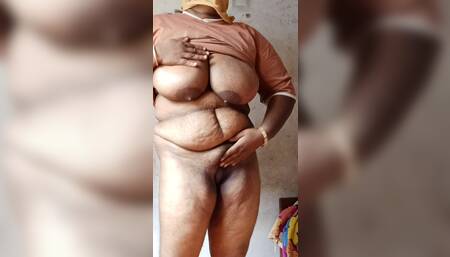 Lady with big ass and big nipples massaging performance