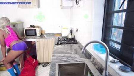 Mr. Repairman abandons the microwave to fix the 18years college girl