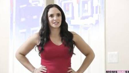 Stepmom Needs The Cum - S16:E2