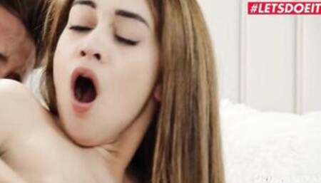 Curvy Gf Ginebra Bellucci Loves To Feel Long Dick Inside Her Irresistible Tight Snatch Full Video - WHITE BOXXX