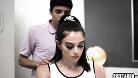 Teen Sophia Burns enjoyed deep anal sex