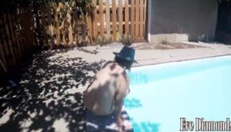 Poolside Nudist Eve Diamonds Blows Penis