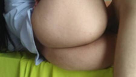 Follo el coño apretado y mojado de la secretaria milf latina y culona