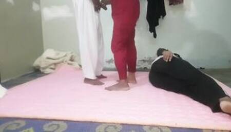 Threesome with Desi Chor and multiple cumshots (Hindi Audio)