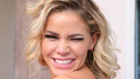 Blonde Jessa: Big-Cock Anal/Cum Facial