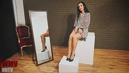 Mirroring Shoeplay (HDTVWMV) – Lady Amira