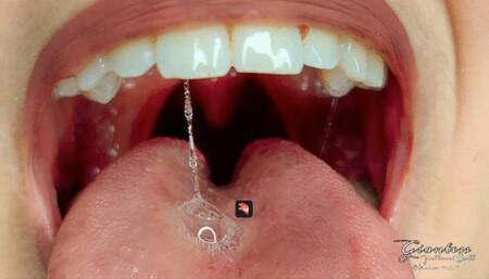 Salivating & drolling