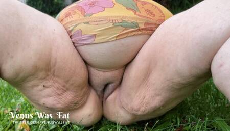 JETSTREAM PEE OUTSIDE