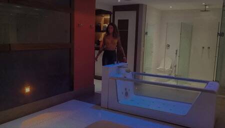 Exciting farts in my leather pants!