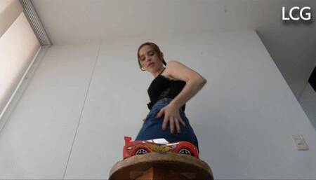 Marisa Debuts Crushing Red Car