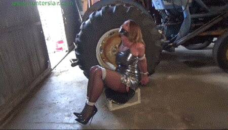 Sinister breast bound squat strappado (MP4 HD 14000kbps)