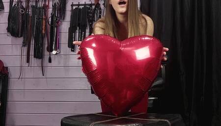 Your heart is my footstool - balloon, socks and feet fetish (wmv)