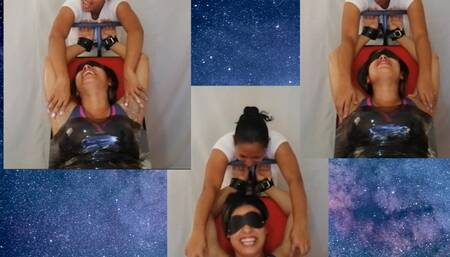 Ceci tickled her armpits