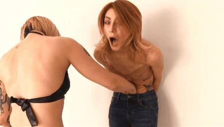 Il colpo più profondo Stella vs Ammalia - The deepest punch Stella vs Ammalia  (MOBILE VERSION WMV)