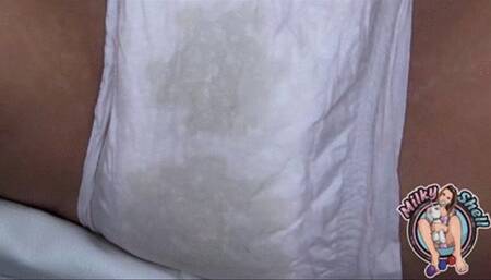 Struggling To Change Her Diaper (HD MP4)