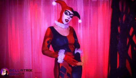 Harley Quinn Pegs Her Puddin