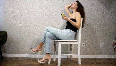 Toe tapping platform shoes  beat