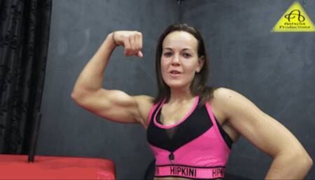 Armwrestling Xena Wild vs Kim