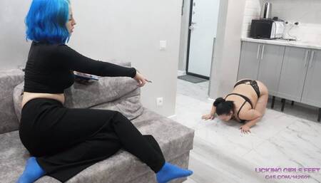 AURORA and DORI - You have to beg our sweaty feet! (HD)