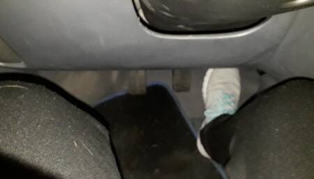 Schiaccio questo pedale a fondo - senti che potenza