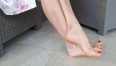 Sexy feet 33 AVI(1280x720)FHD