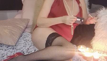 Smoker Mummy got a very special gift today, a box full of cigarettes, in her hot sexy red outfi,t she seduces you with her delightful elegant smoking of a Marlboro Red 100*MILF*GILF*red lipstick*fishnet*High Heels*Close ups+