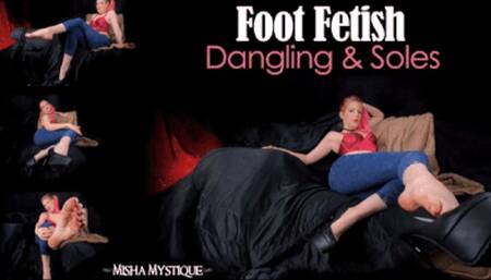Foot Fetish: Dangling and Soles - wmv